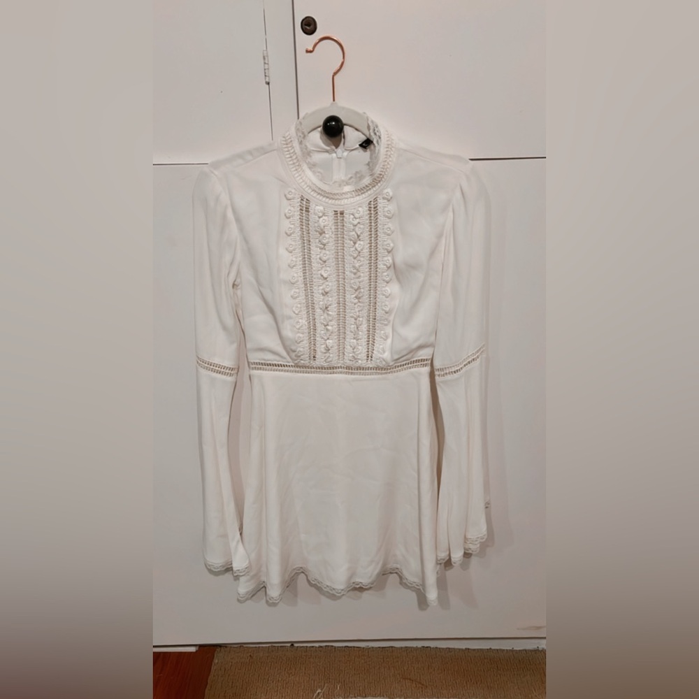 For Love & Lemons White Lace Bell Sleeve Mini Dress Boho Festival Cottagecore S - Picture 5 of 8